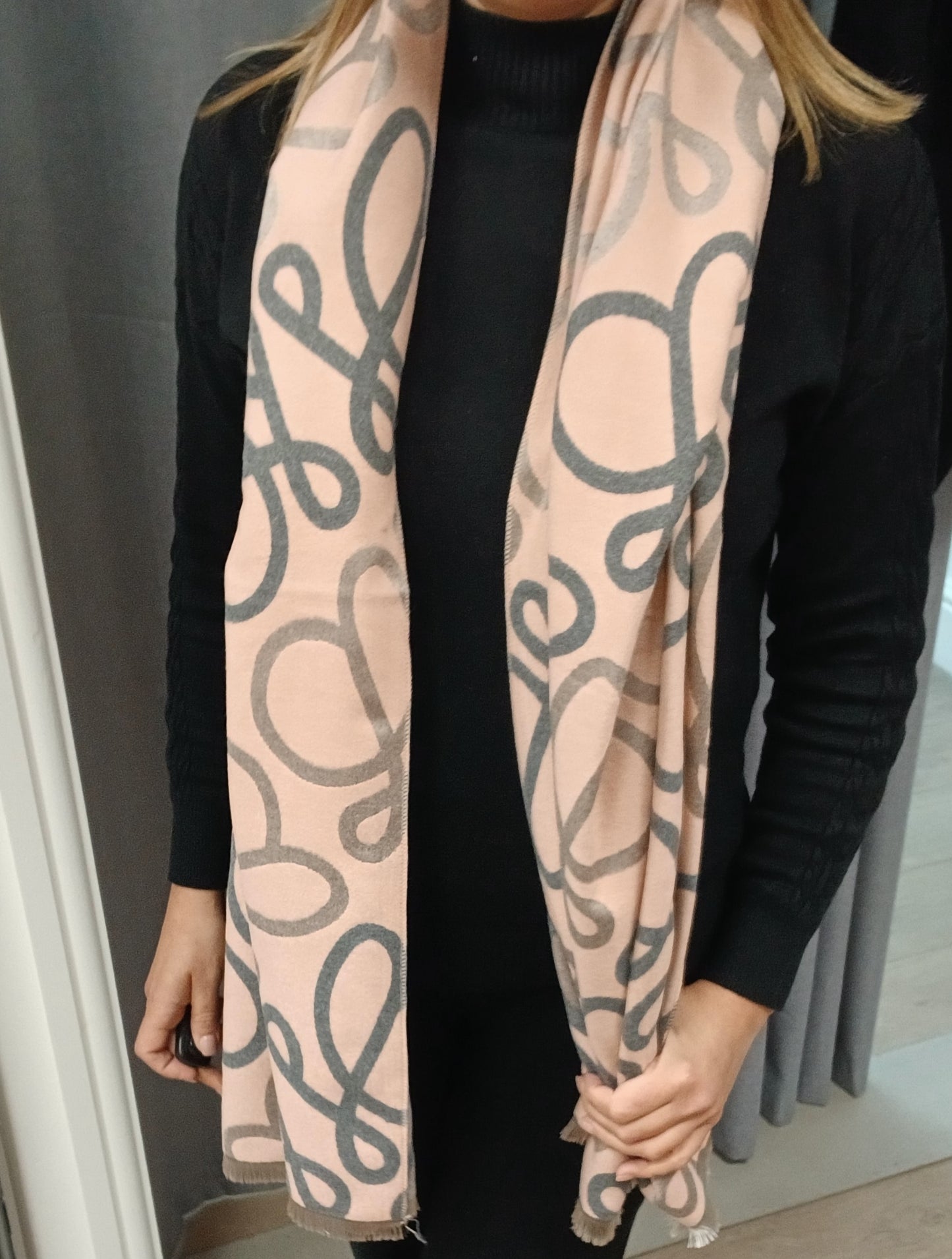 The LINDY - 2 Colours