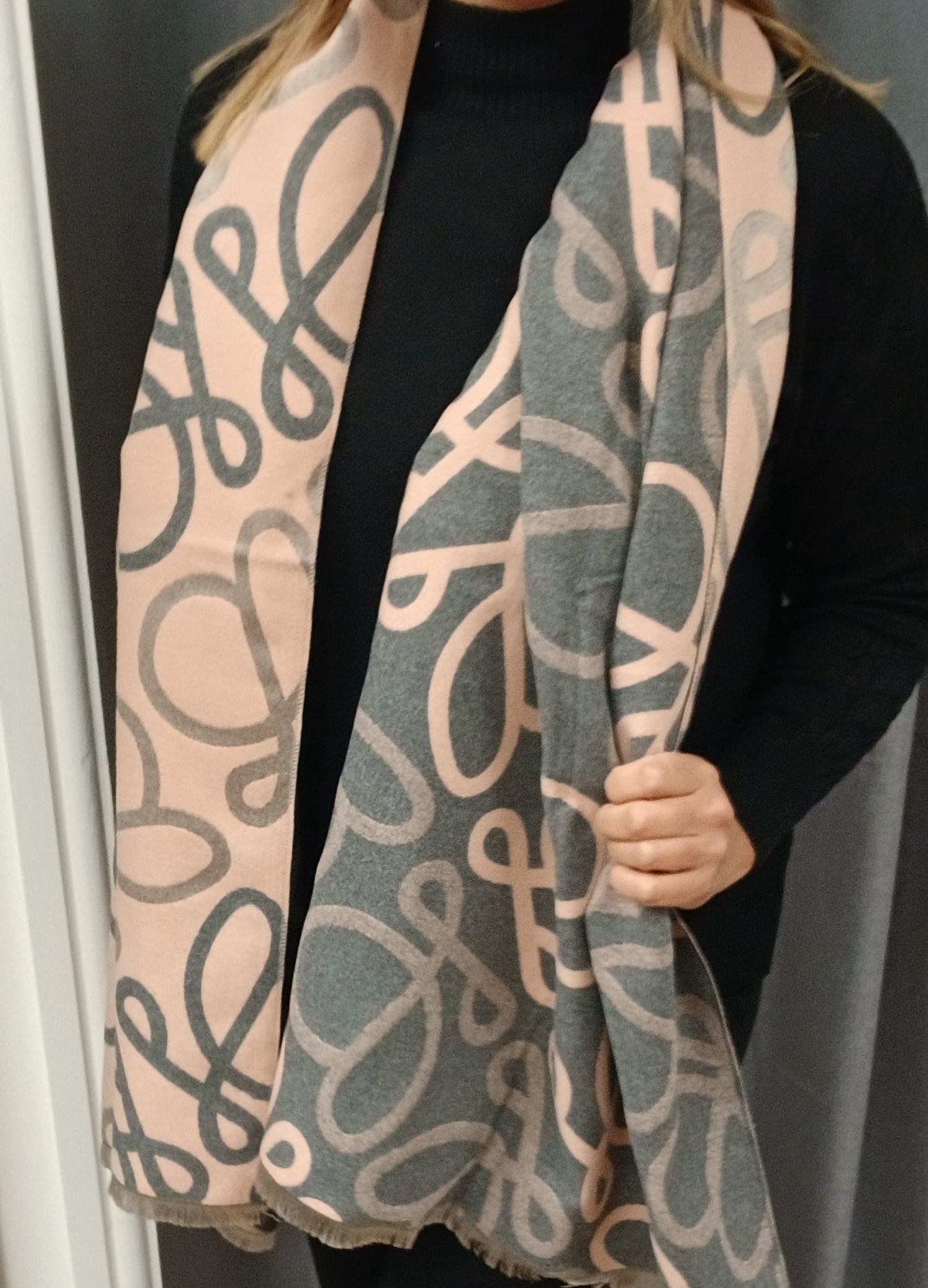 The LINDY - 2 Colours