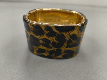 The TESSA - 2 Colours